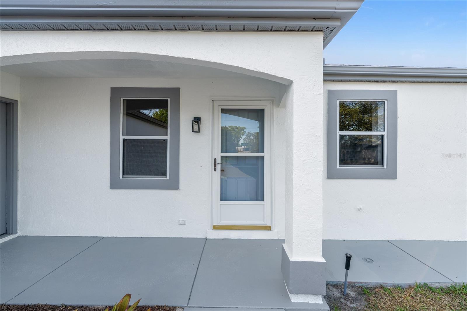 843 BOLIVAR ST, LADY LAKE, FL, 32159