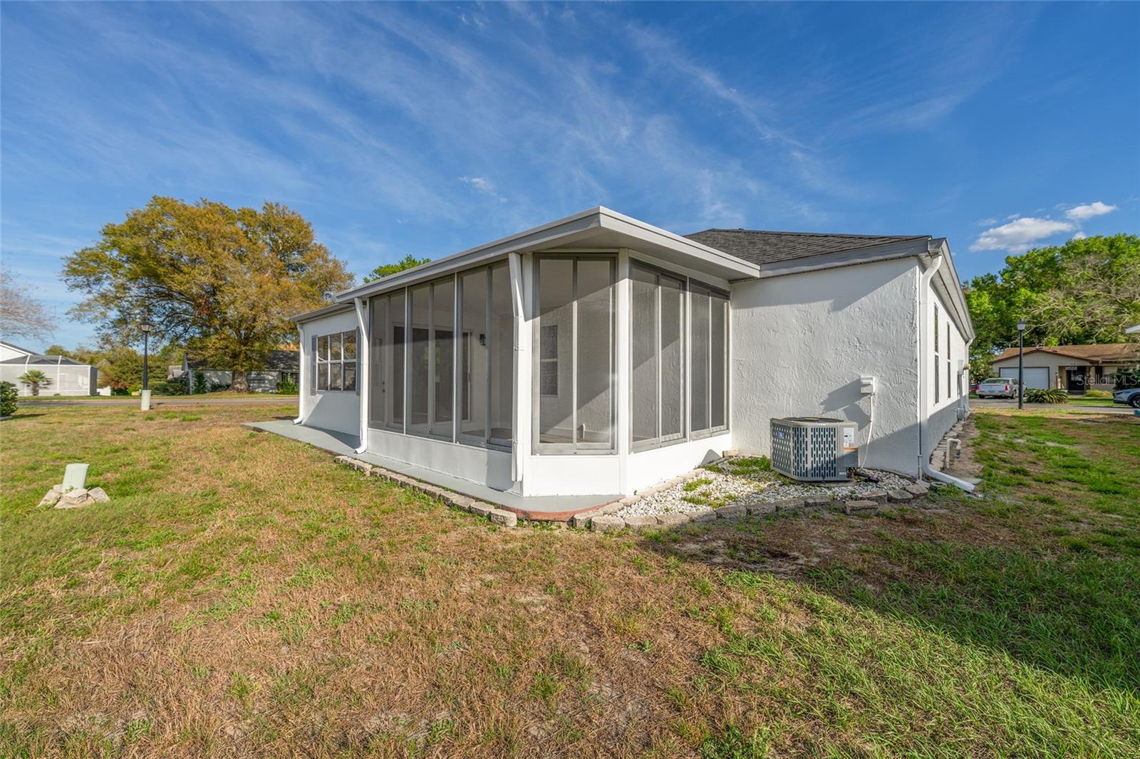 843 BOLIVAR ST, LADY LAKE, FL, 32159