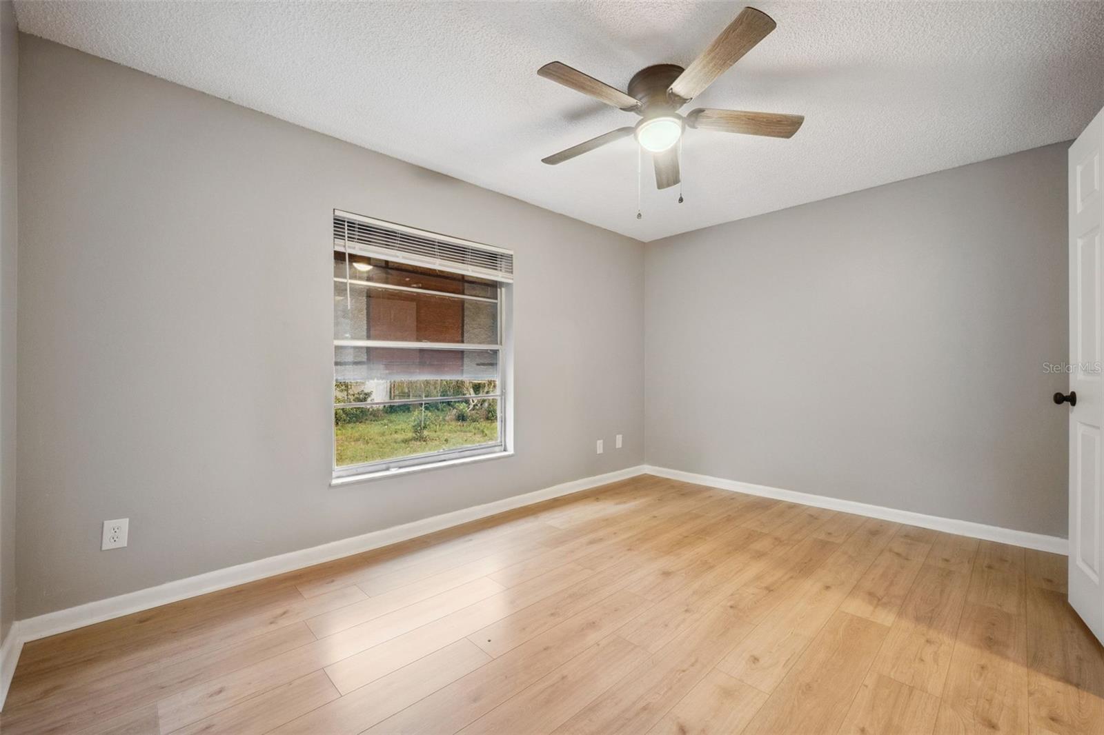 1509 N DONNELLY ST, MOUNT DORA, FL, 32757