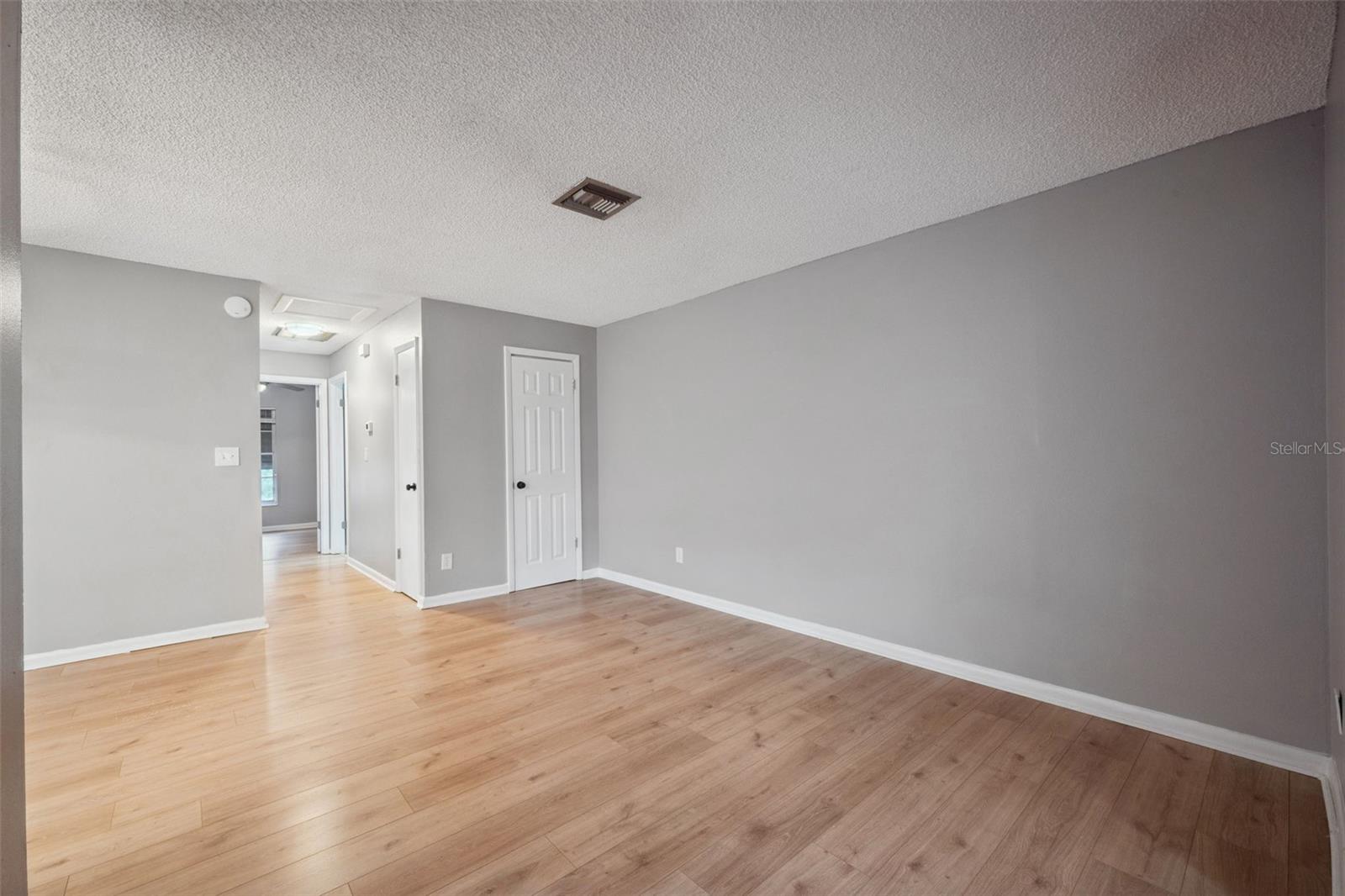 1509 N DONNELLY ST, MOUNT DORA, FL, 32757