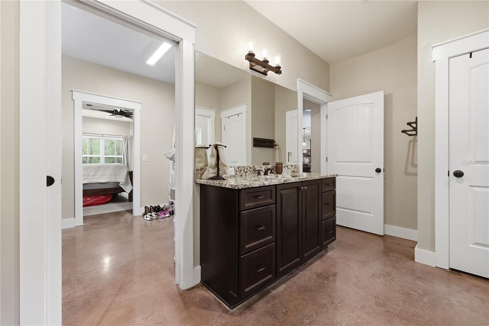 357 SW CONESTOGA WAY, FORT WHITE, FL, 32038