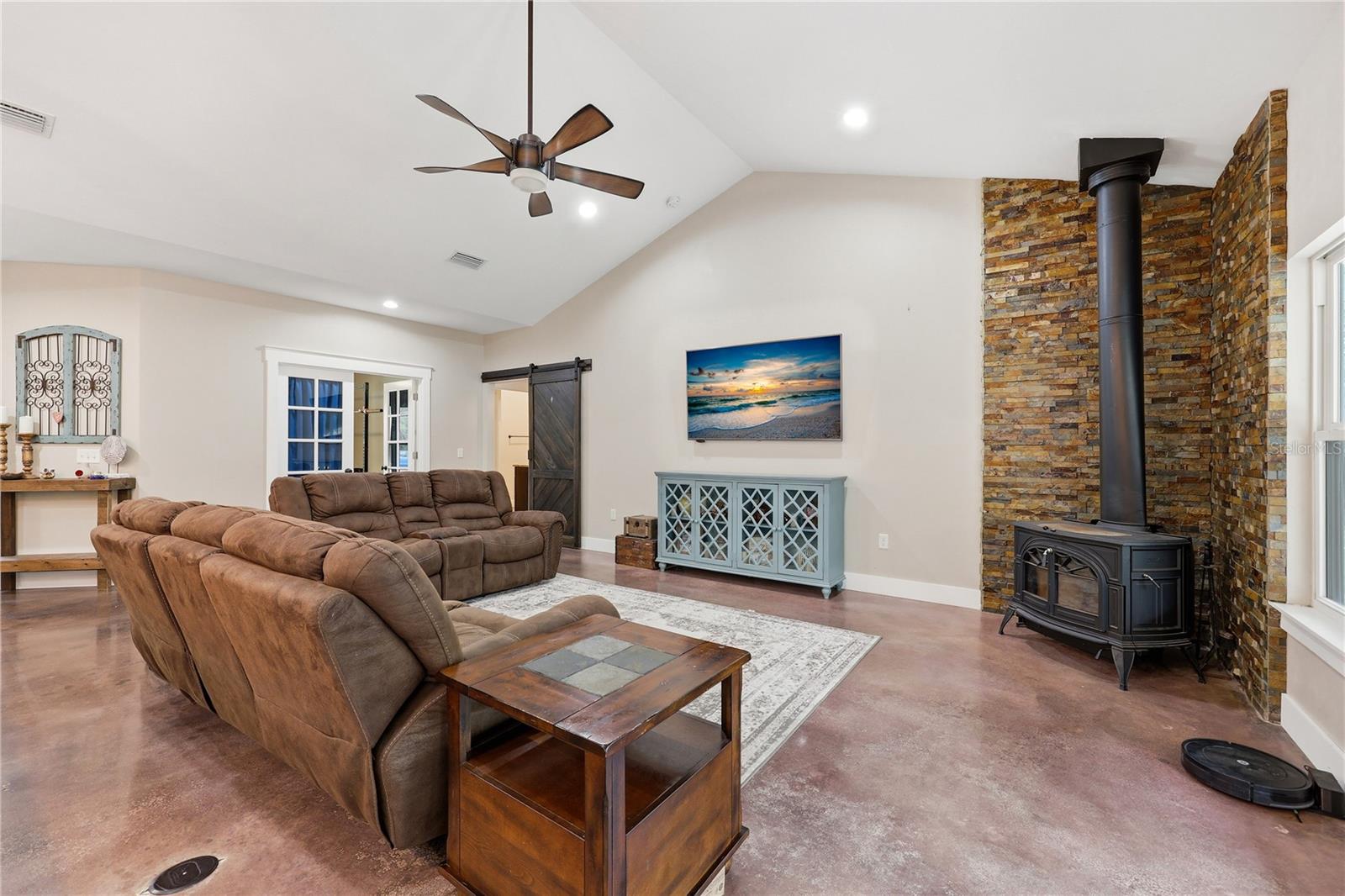 357 SW CONESTOGA WAY, FORT WHITE, FL, 32038