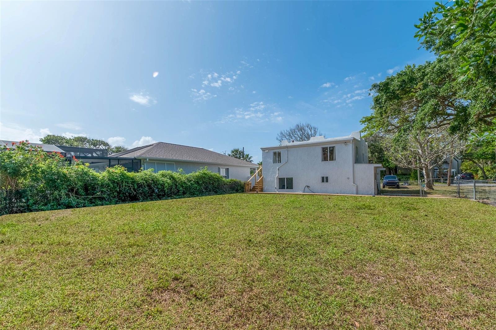 833 E 12TH AVE, NEW SMYRNA BEACH, FL, 32169