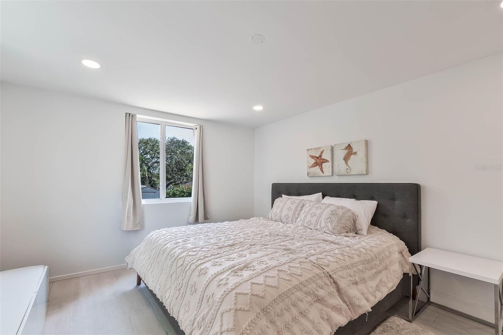 833 E 12TH AVE, NEW SMYRNA BEACH, FL, 32169