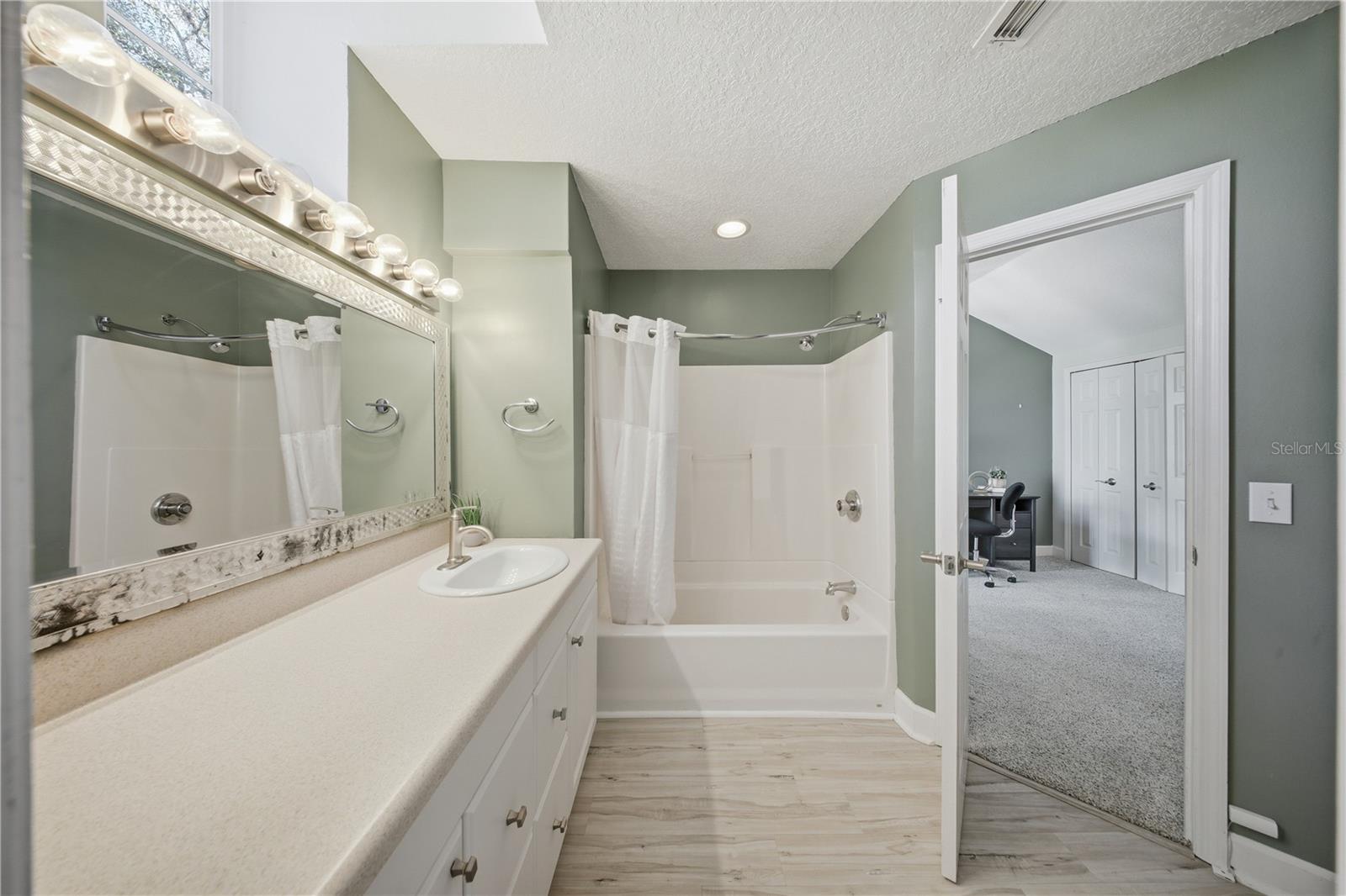 1400 FARRINDON CIR #1400, LAKE MARY, FL, 32746