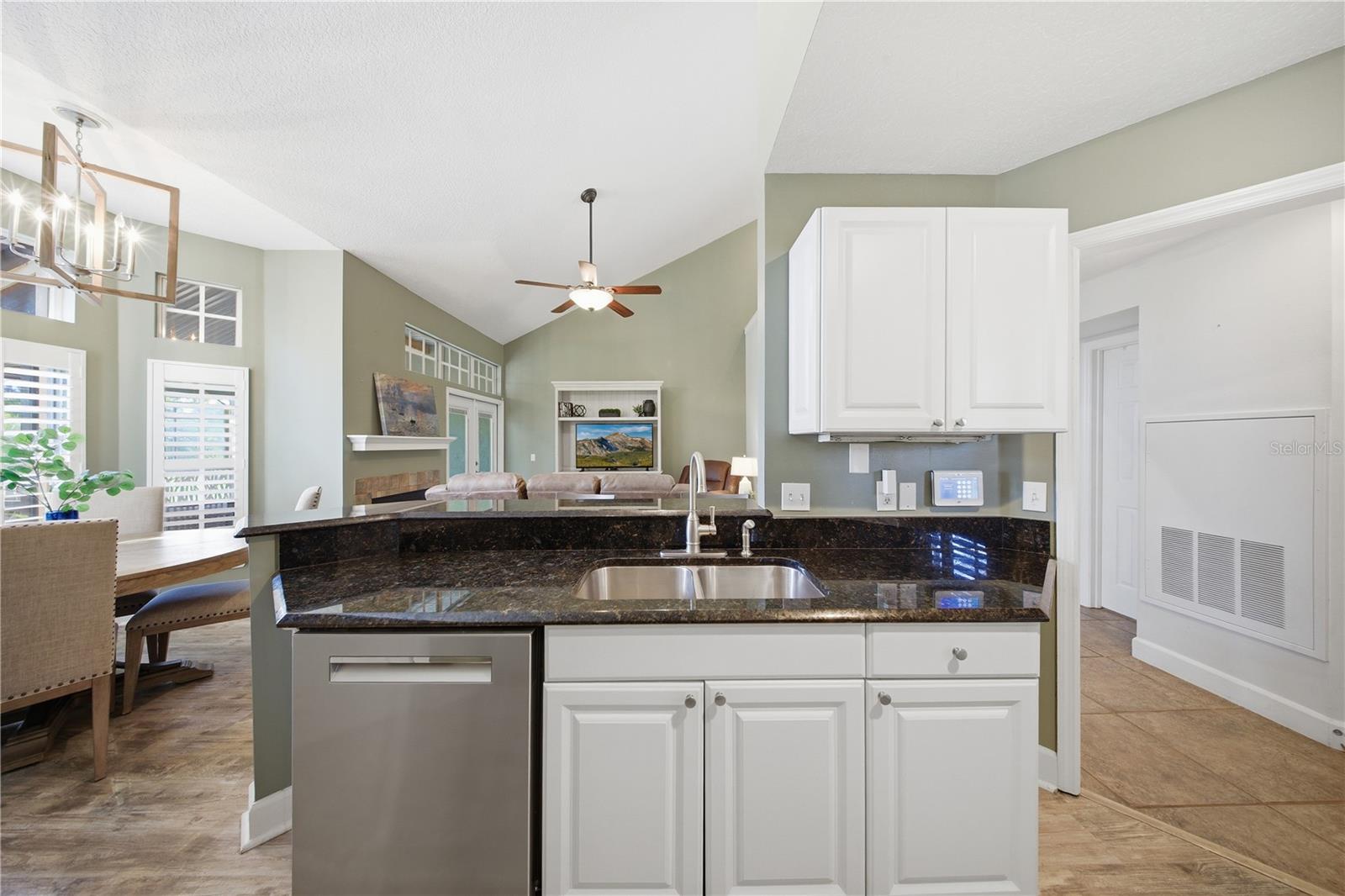 1400 FARRINDON CIR #1400, LAKE MARY, FL, 32746