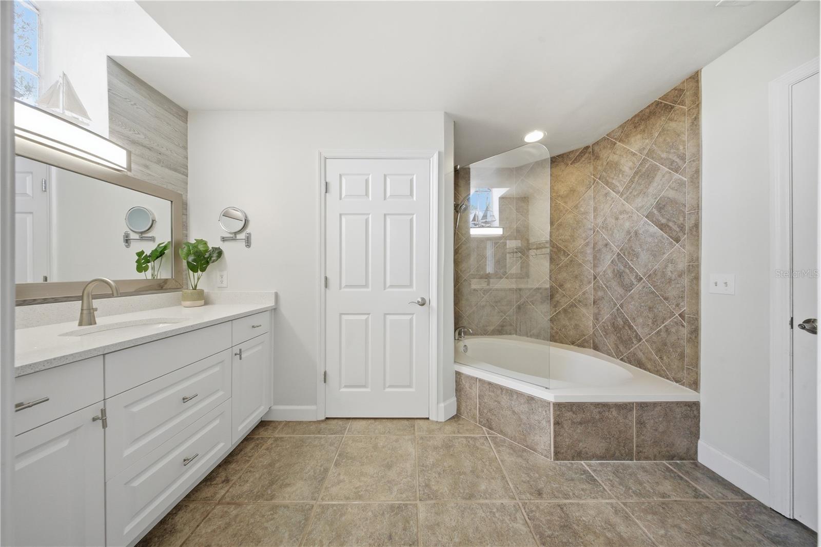 1400 FARRINDON CIR #1400, LAKE MARY, FL, 32746