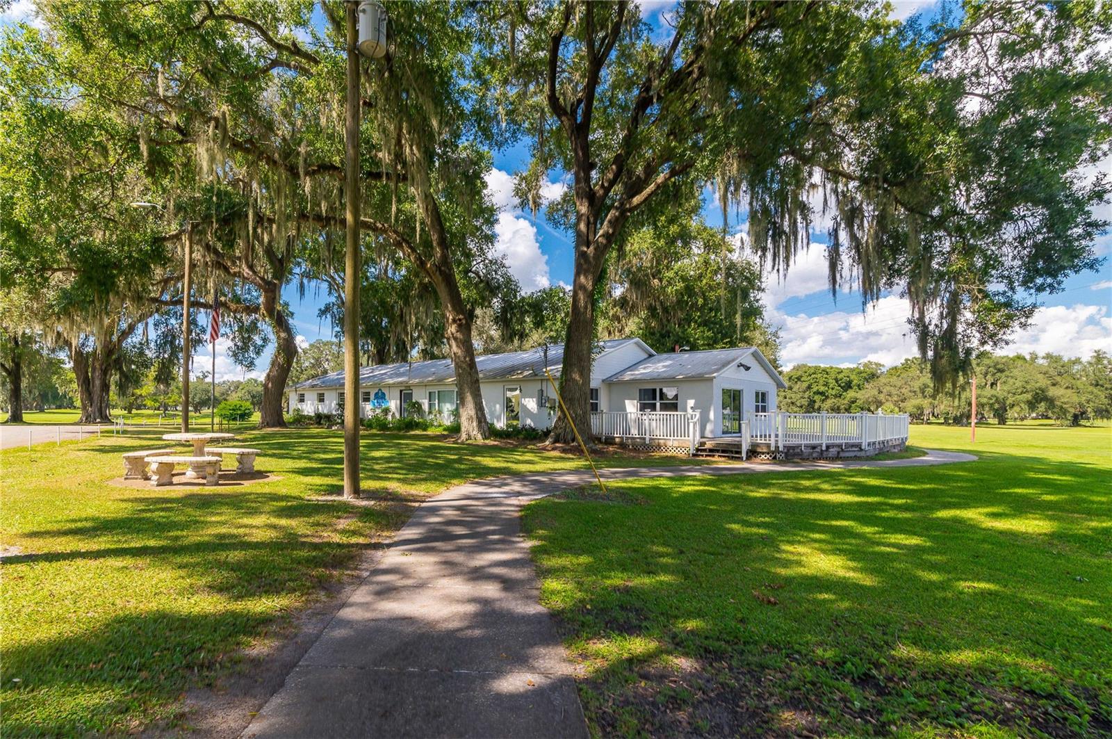 5541 BENTON ST, ZEPHYRHILLS, FL, 33542