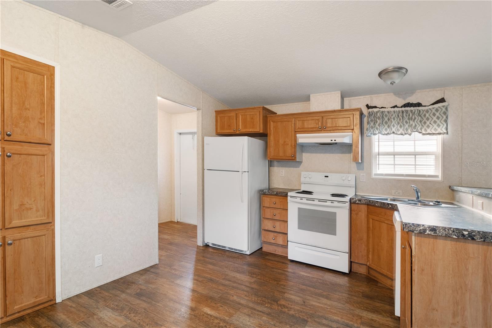 419 N CHESTNUT RD, LAKELAND, FL, 33815