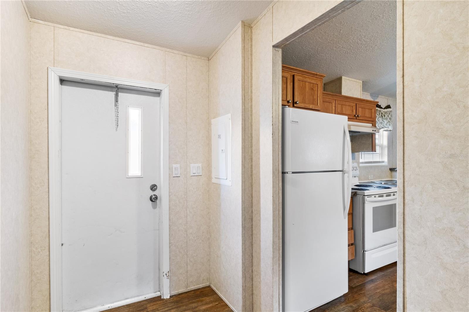 419 N CHESTNUT RD, LAKELAND, FL, 33815