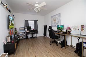 210 83RD AVE N, ST PETERSBURG, FL, 33702