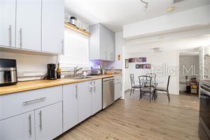 210 83RD AVE N, ST PETERSBURG, FL, 33702