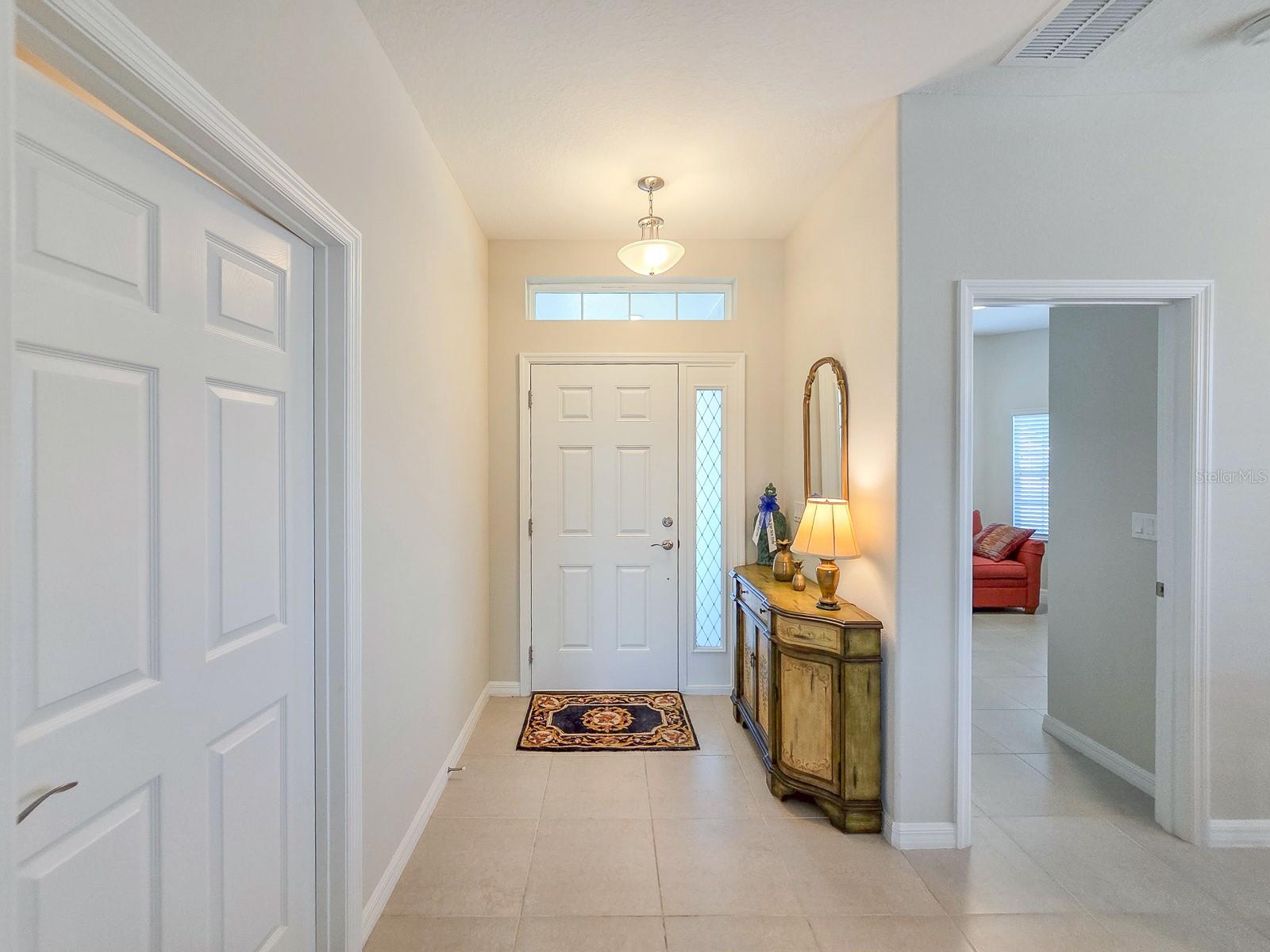 8 LAKELAND WAY, PALM COAST, FL, 32137