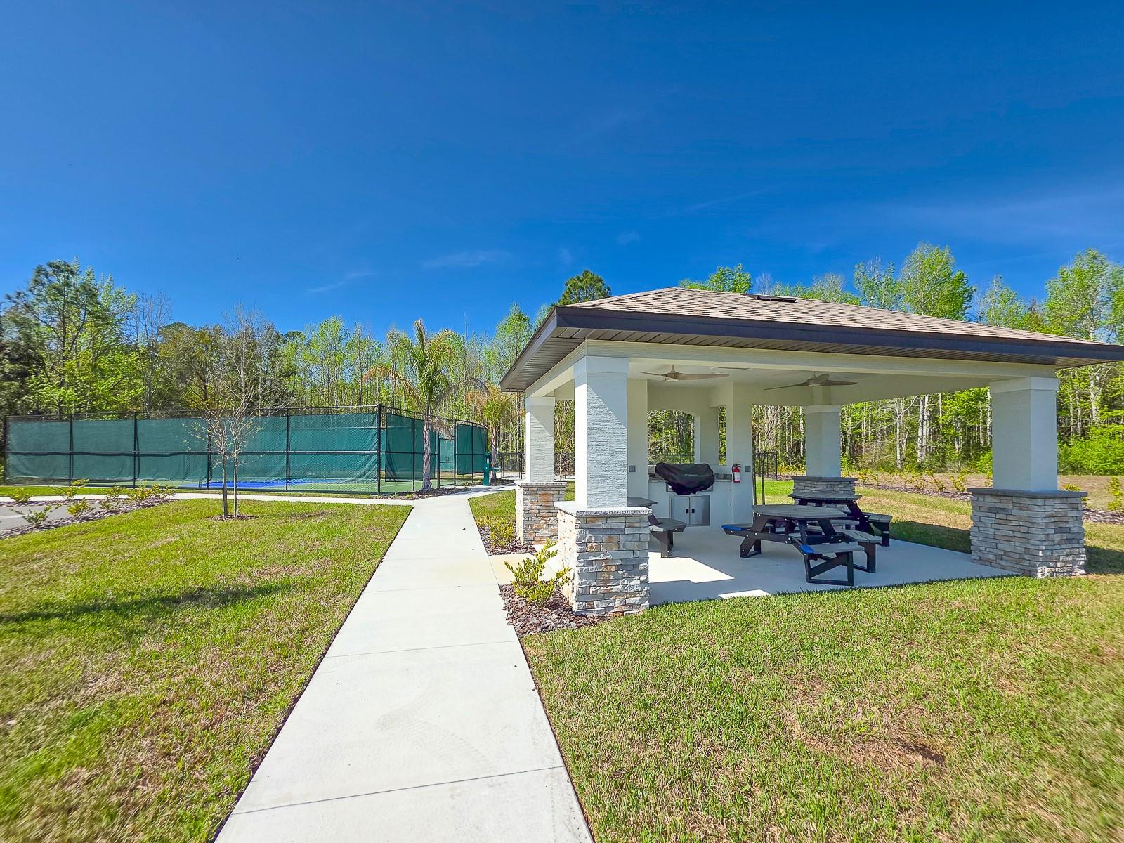 8 LAKELAND WAY, PALM COAST, FL, 32137