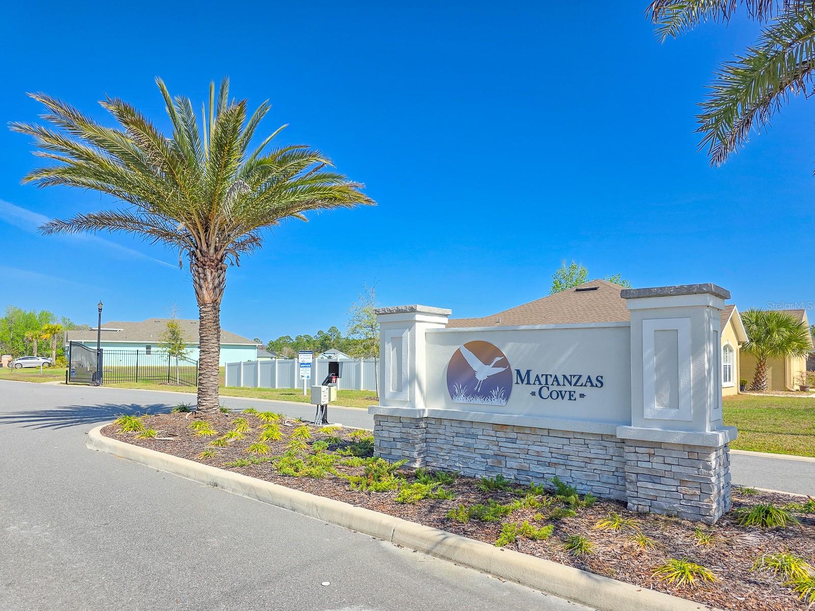 8 LAKELAND WAY, PALM COAST, FL, 32137