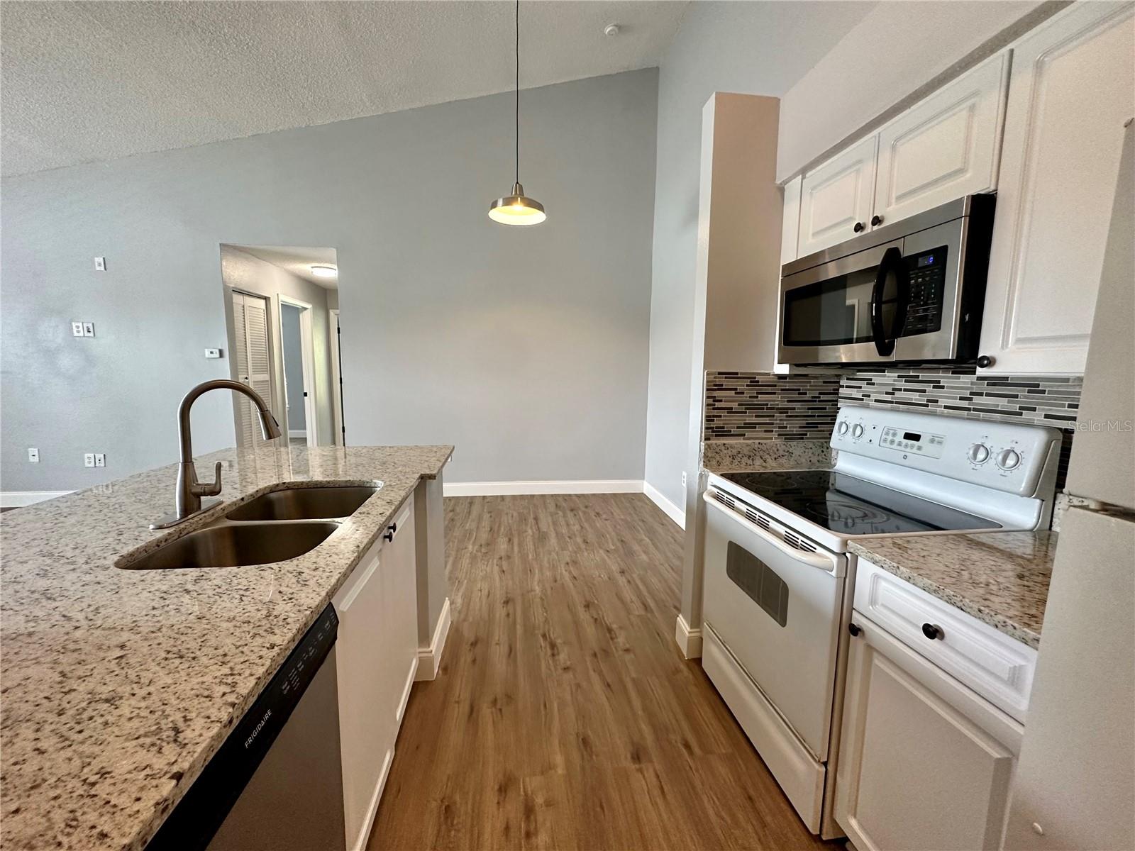 1201 BERMUDA LAKES LN #205, KISSIMMEE, FL, 34741