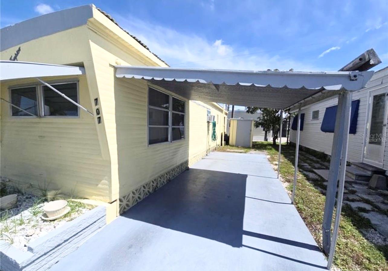 707 49TH AVENUE DR W, BRADENTON, FL, 34207