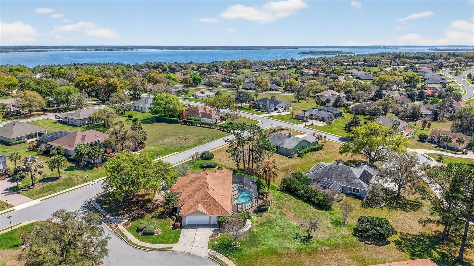 39125 TACOMA DR, LADY LAKE, FL, 32159