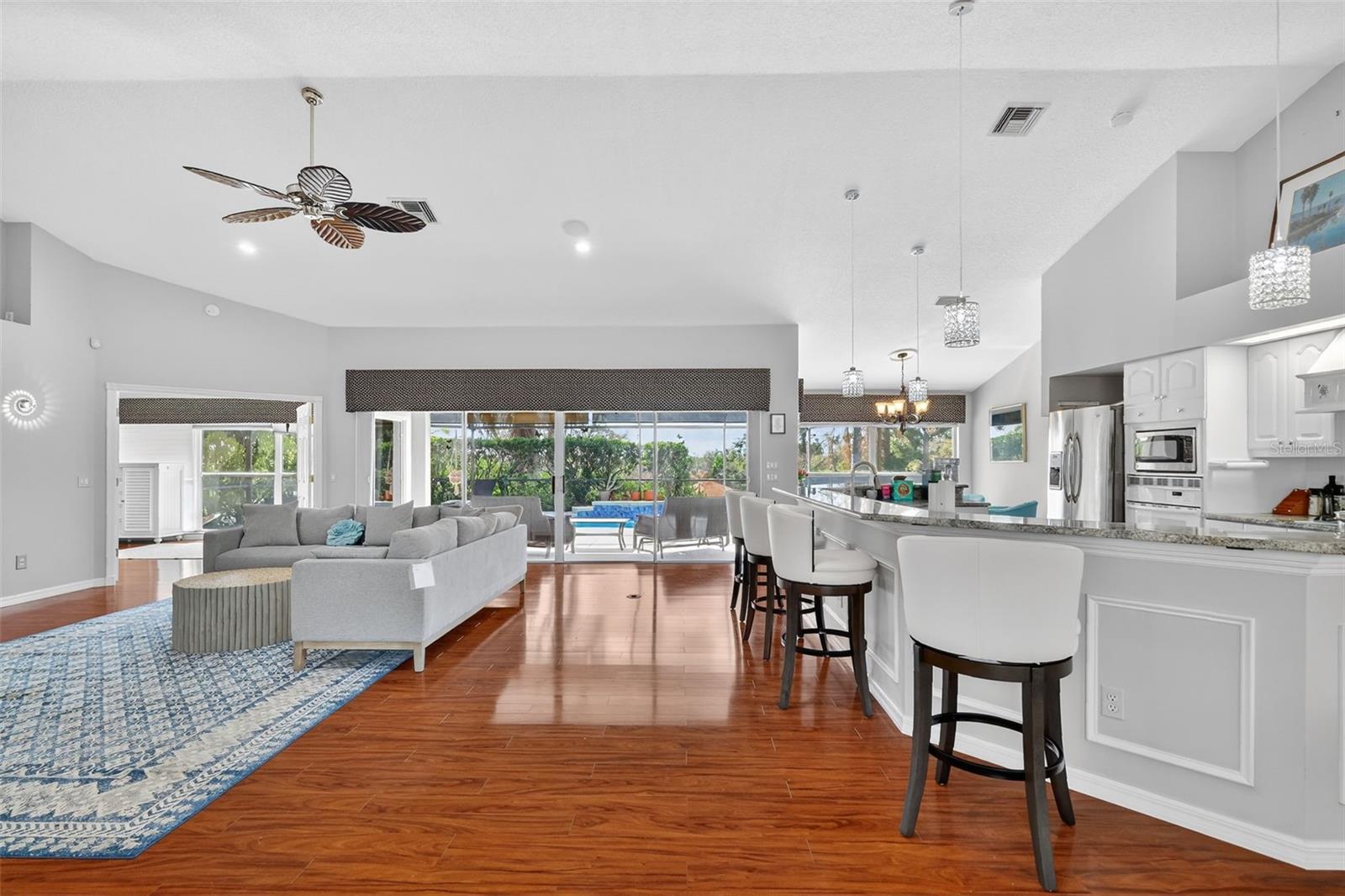 39125 TACOMA DR, LADY LAKE, FL, 32159