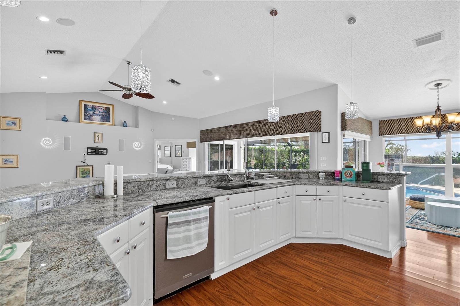 39125 TACOMA DR, LADY LAKE, FL, 32159