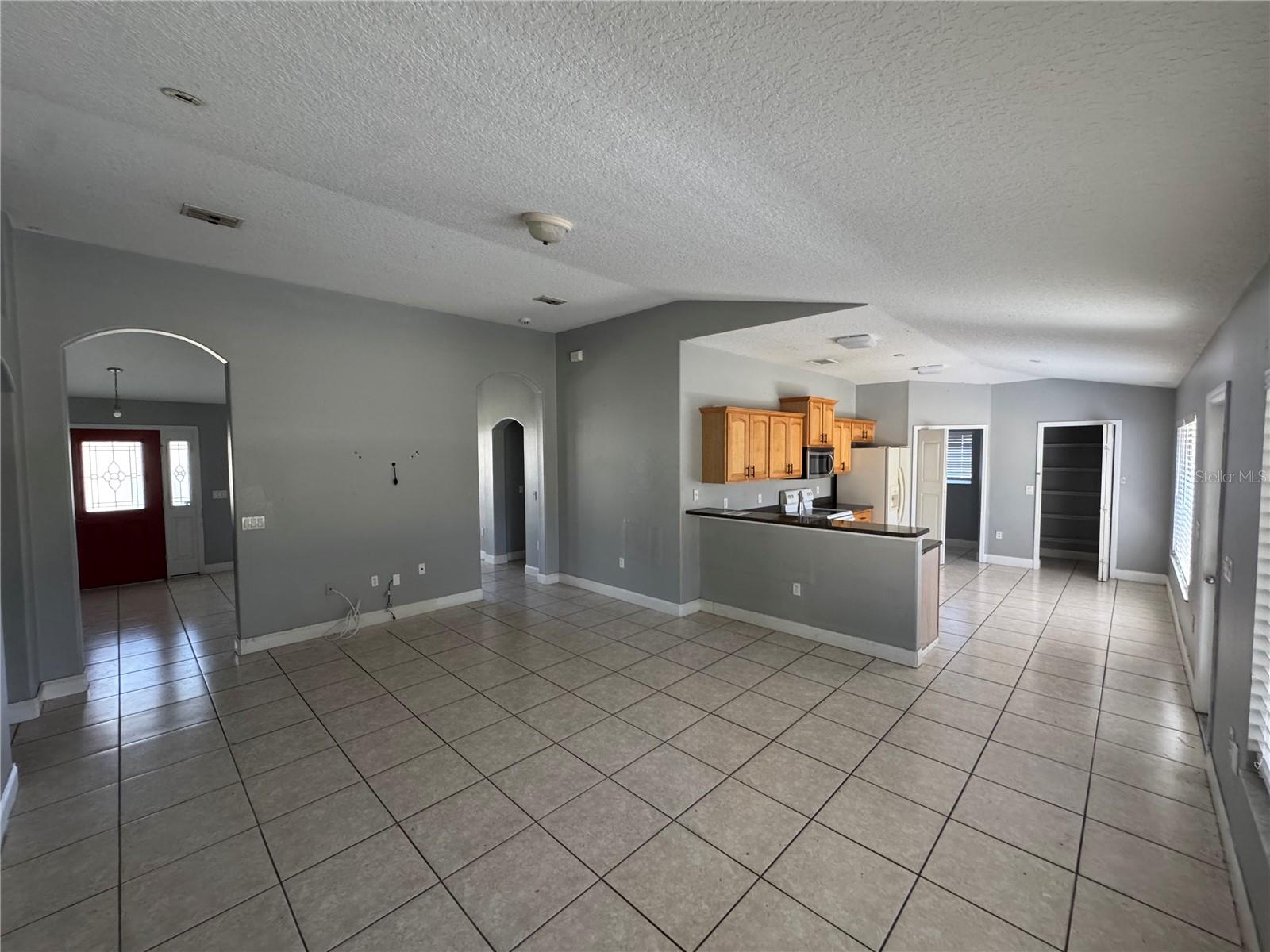 2068 DIXIE BELLE AVE, DELTONA, FL, 32725
