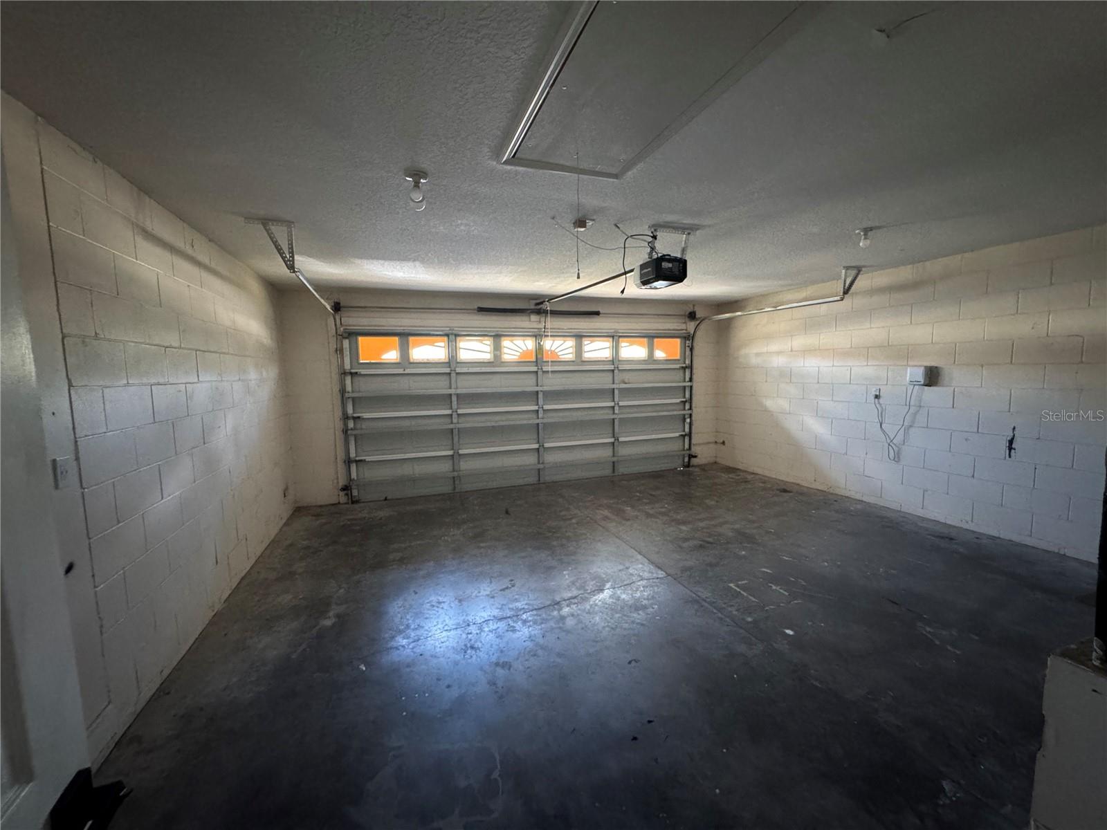 2068 DIXIE BELLE AVE, DELTONA, FL, 32725