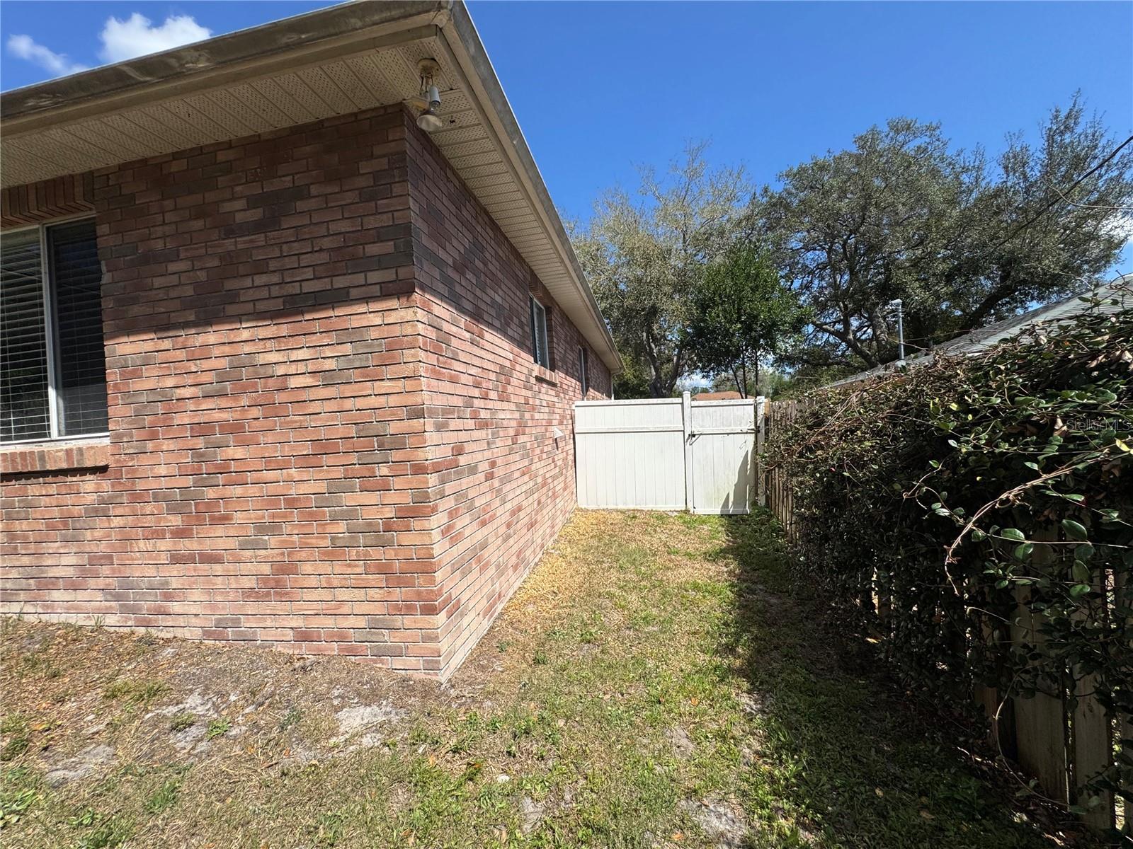 2068 DIXIE BELLE AVE, DELTONA, FL, 32725