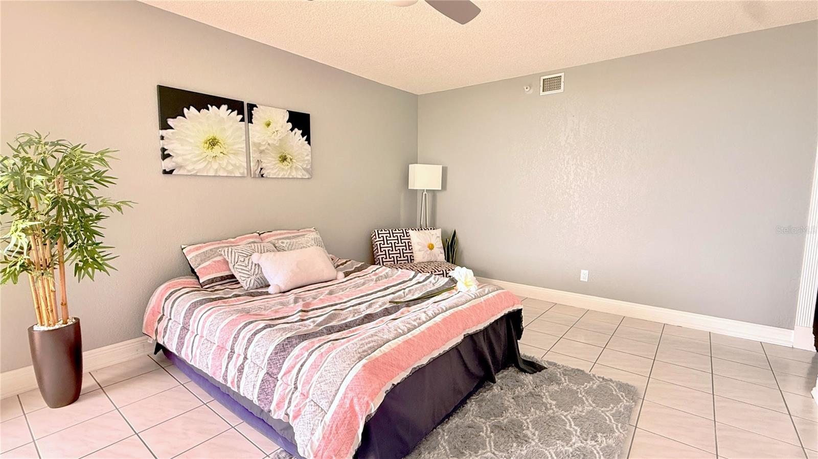 5940 PELICAN BAY PLZ S #1105, GULFPORT, FL, 33707