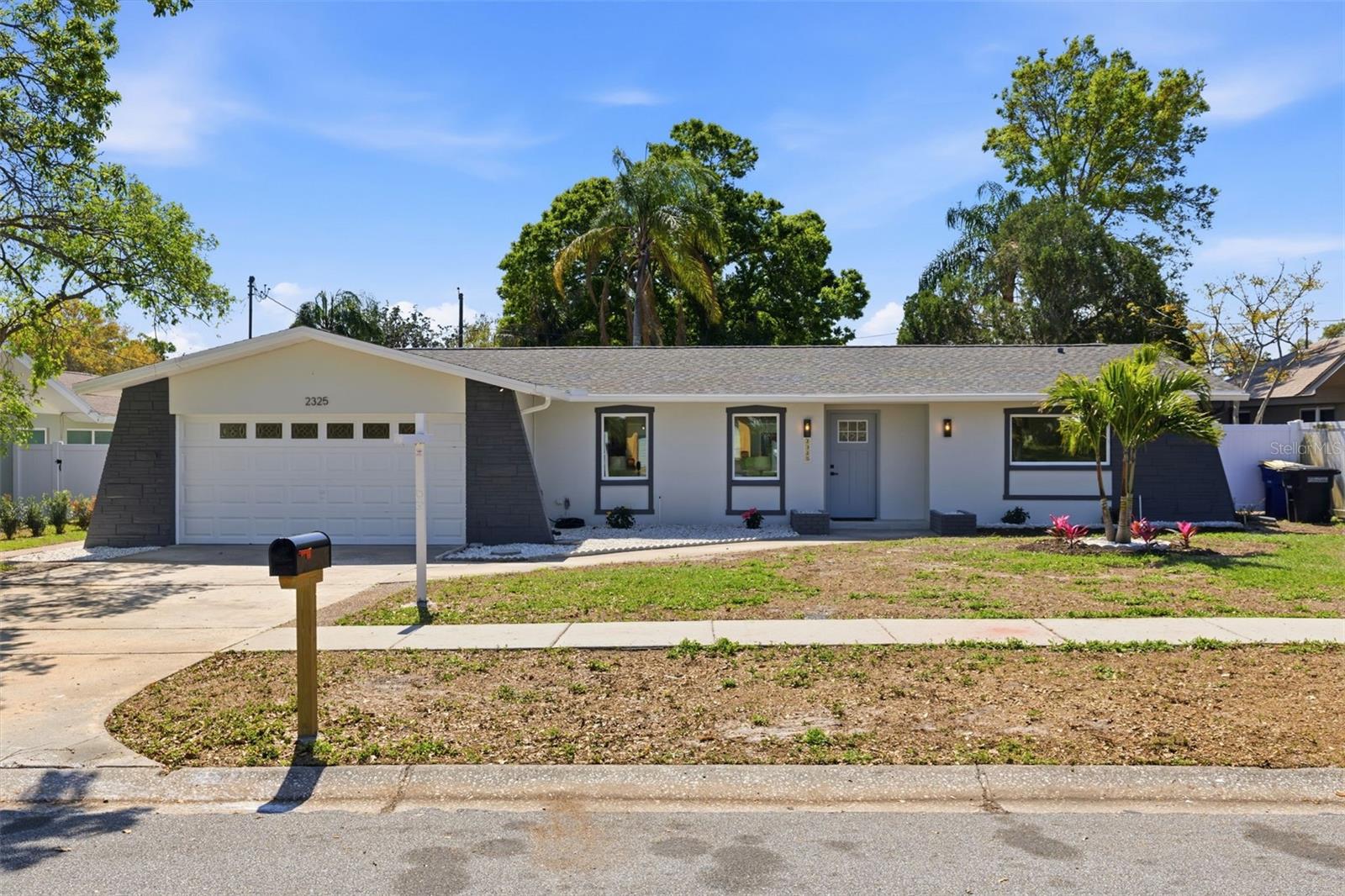 2325 GLENMOOR RD N, CLEARWATER, FL, 33764