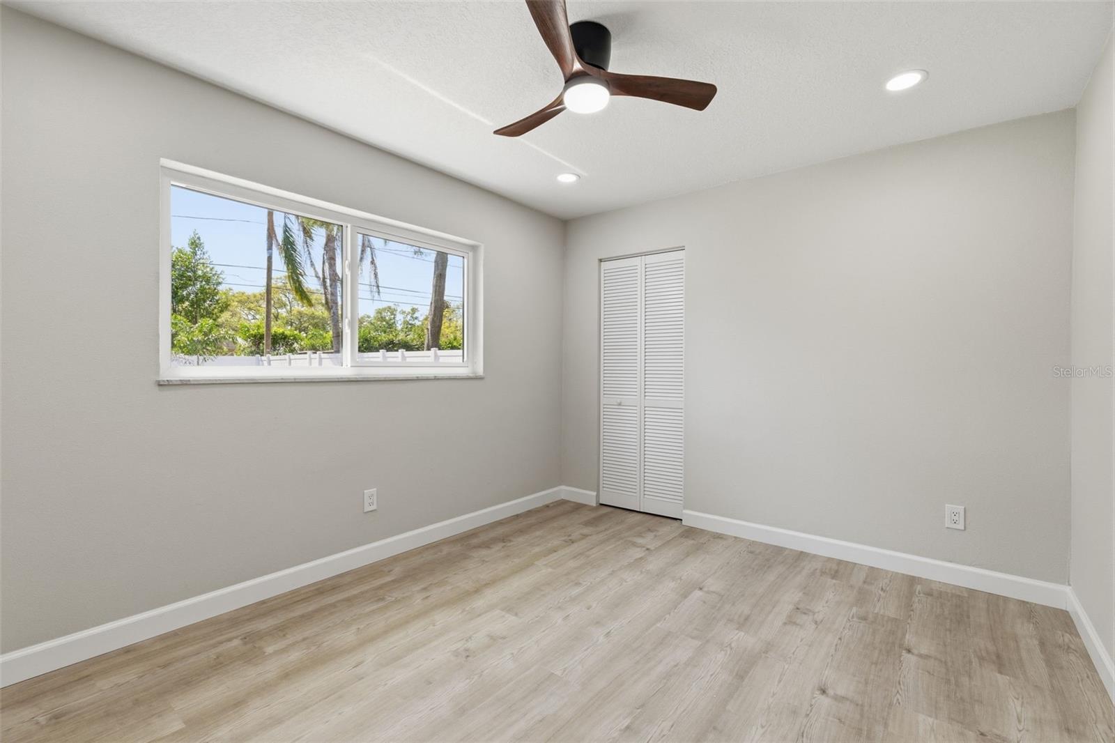 2325 GLENMOOR RD N, CLEARWATER, FL, 33764