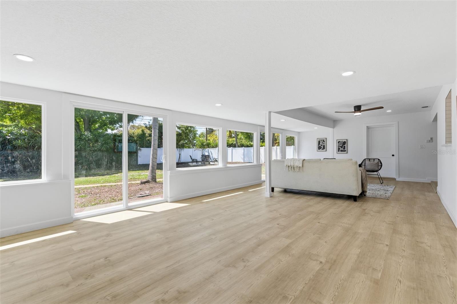 2325 GLENMOOR RD N, CLEARWATER, FL, 33764