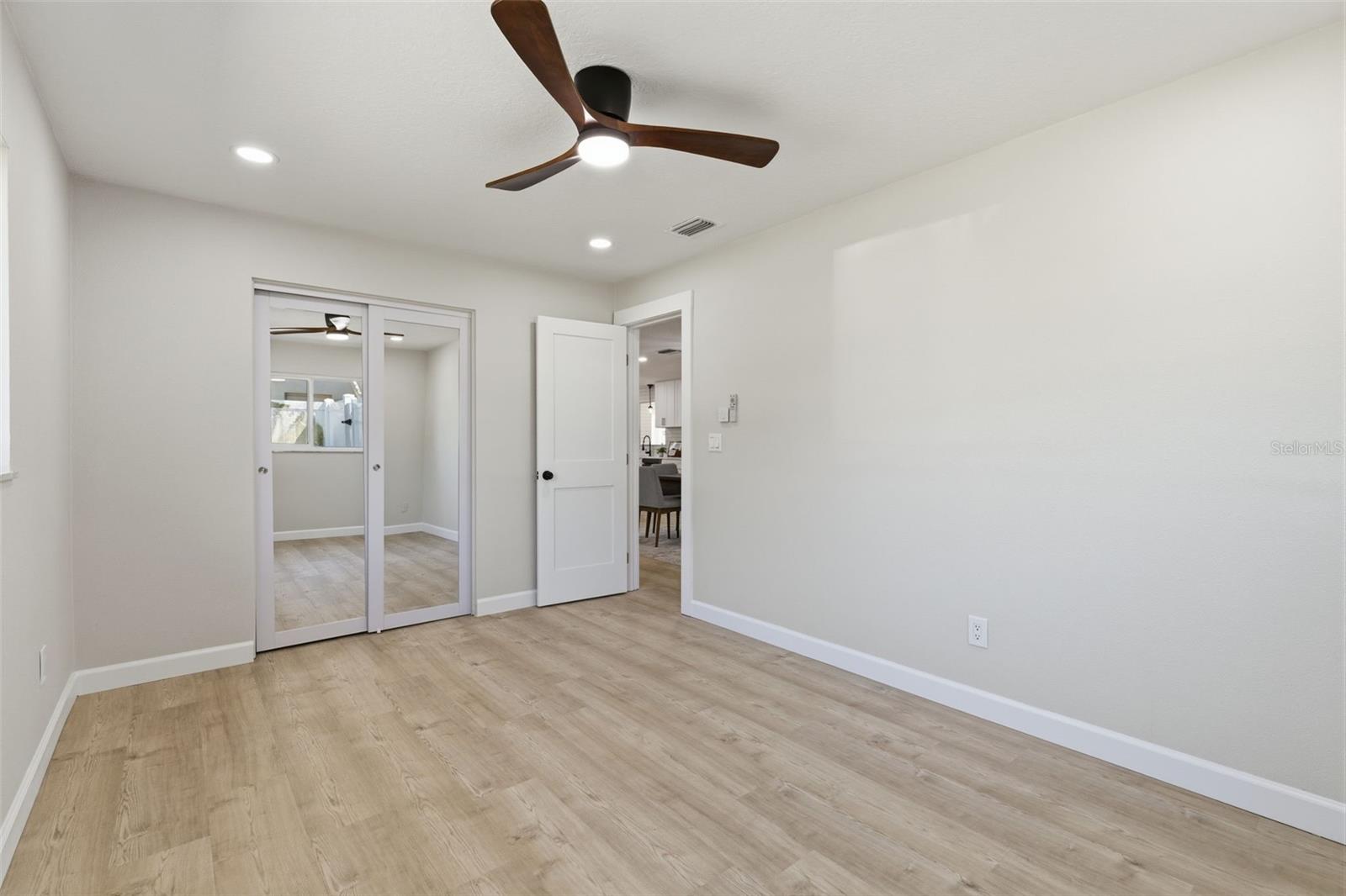 2325 GLENMOOR RD N, CLEARWATER, FL, 33764