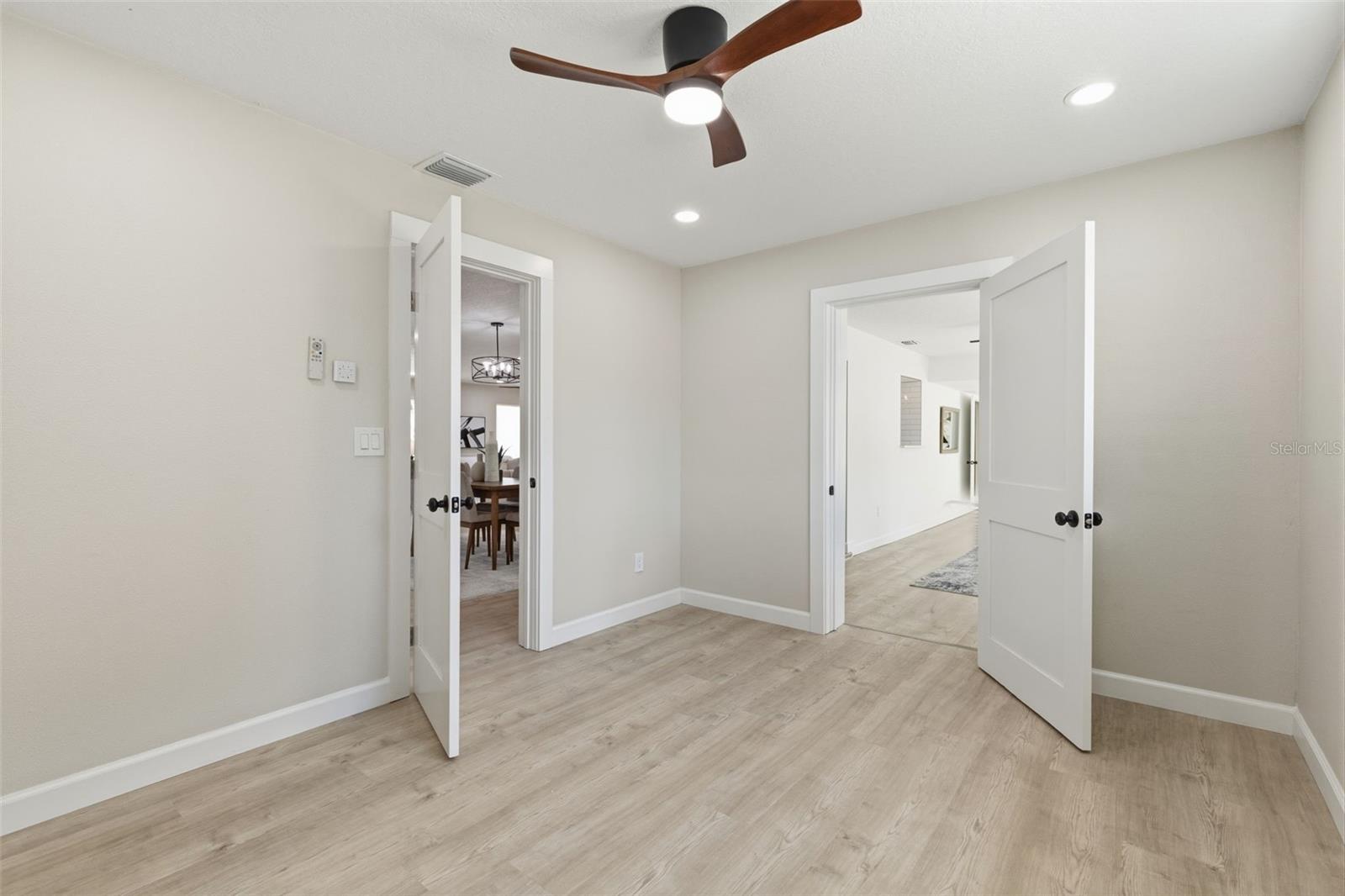 2325 GLENMOOR RD N, CLEARWATER, FL, 33764