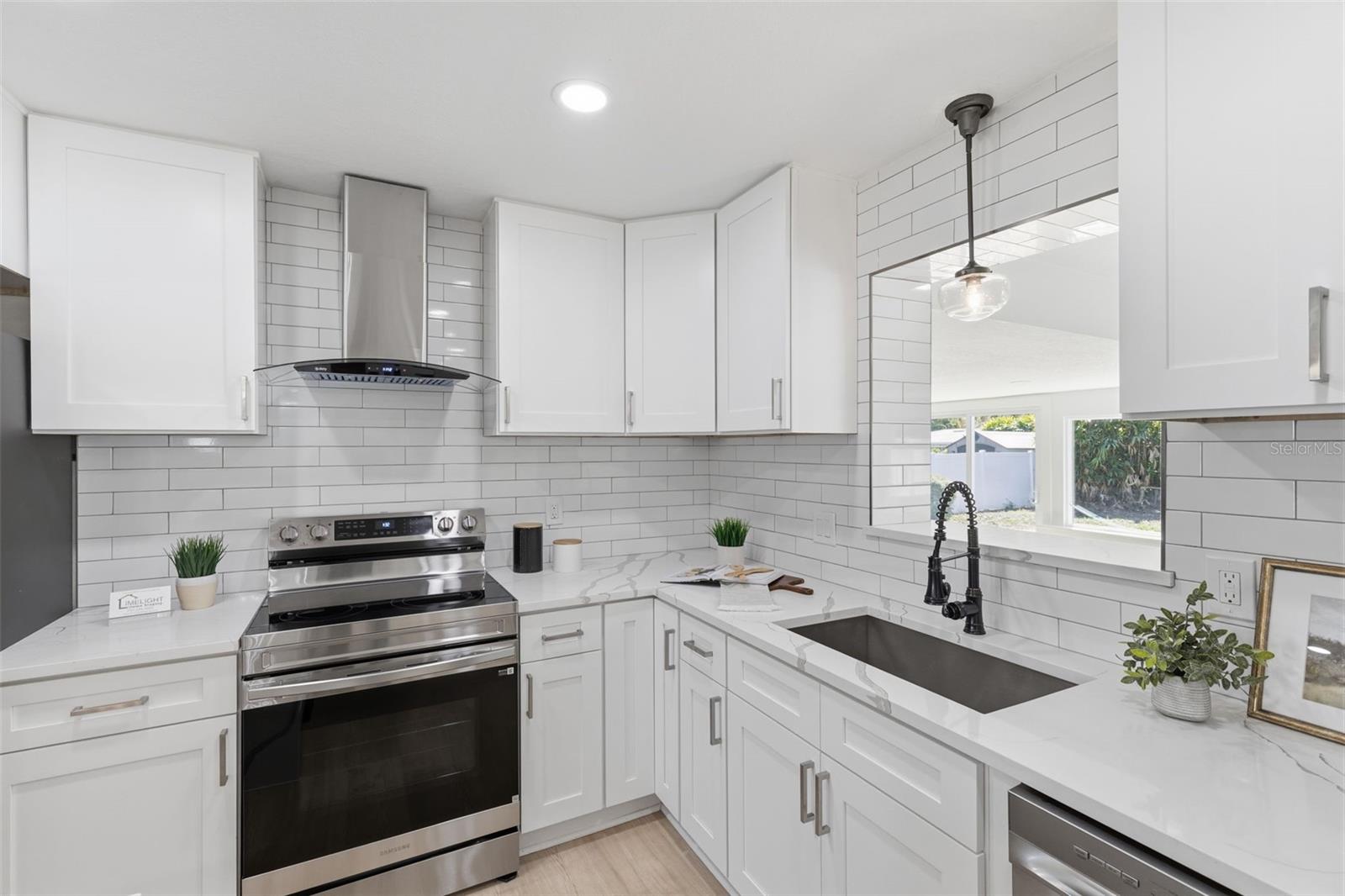 2325 GLENMOOR RD N, CLEARWATER, FL, 33764
