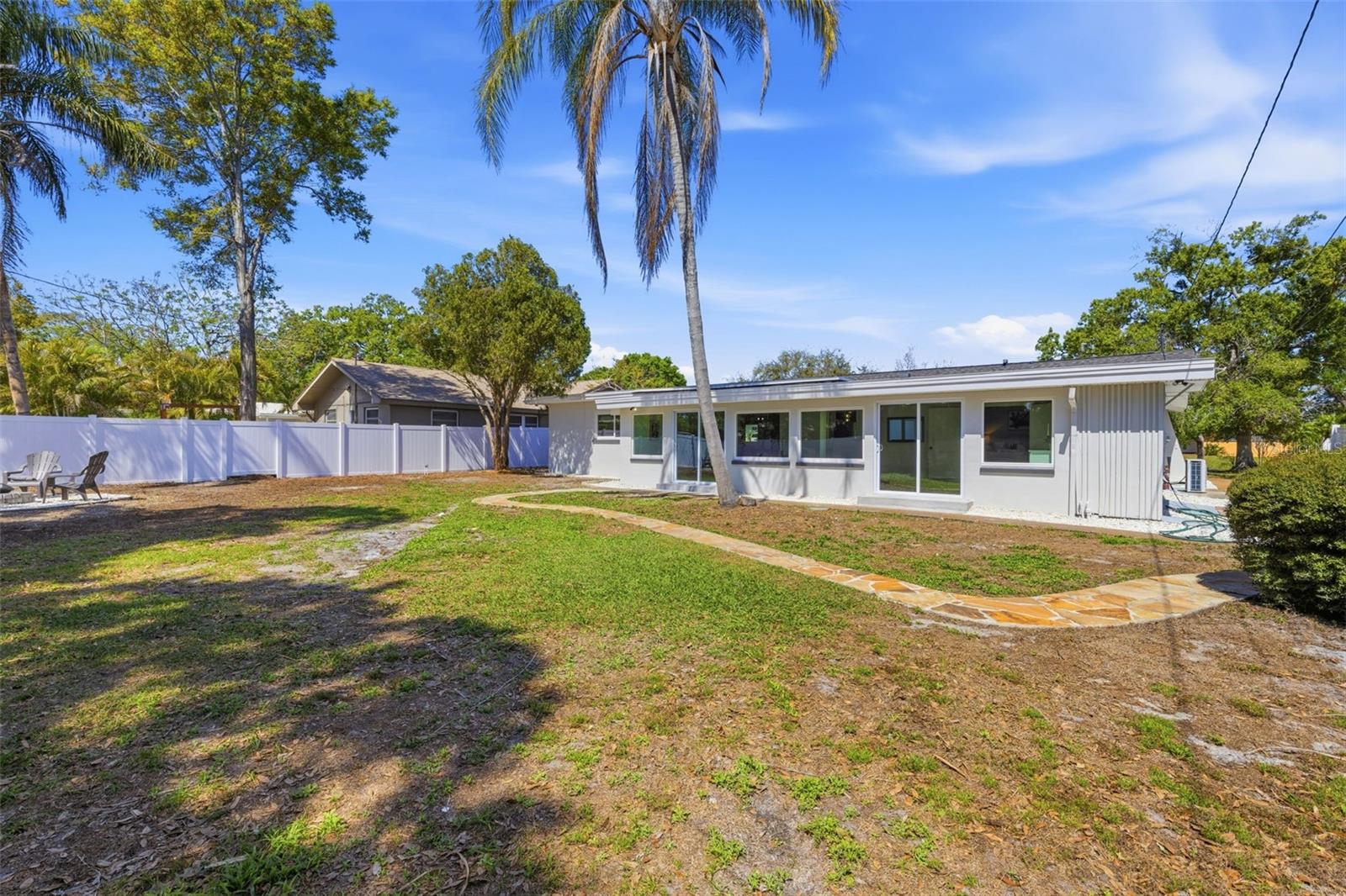 2325 GLENMOOR RD N, CLEARWATER, FL, 33764
