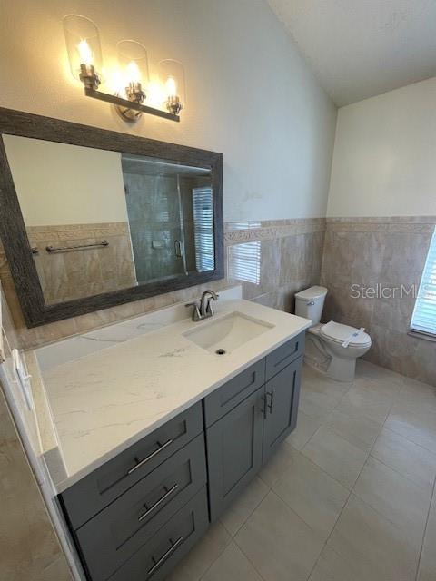 7001 N CLARK AVE, TAMPA, FL, 33614