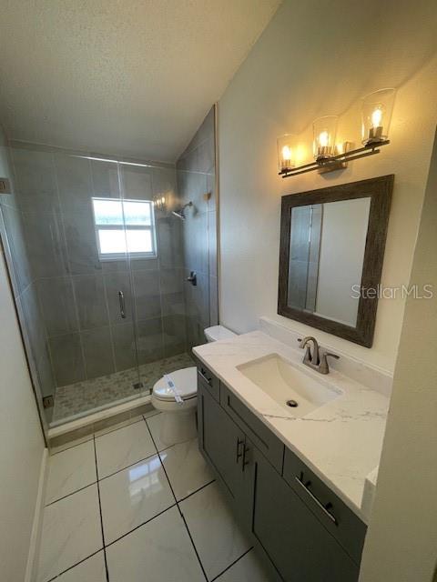 7001 N CLARK AVE, TAMPA, FL, 33614