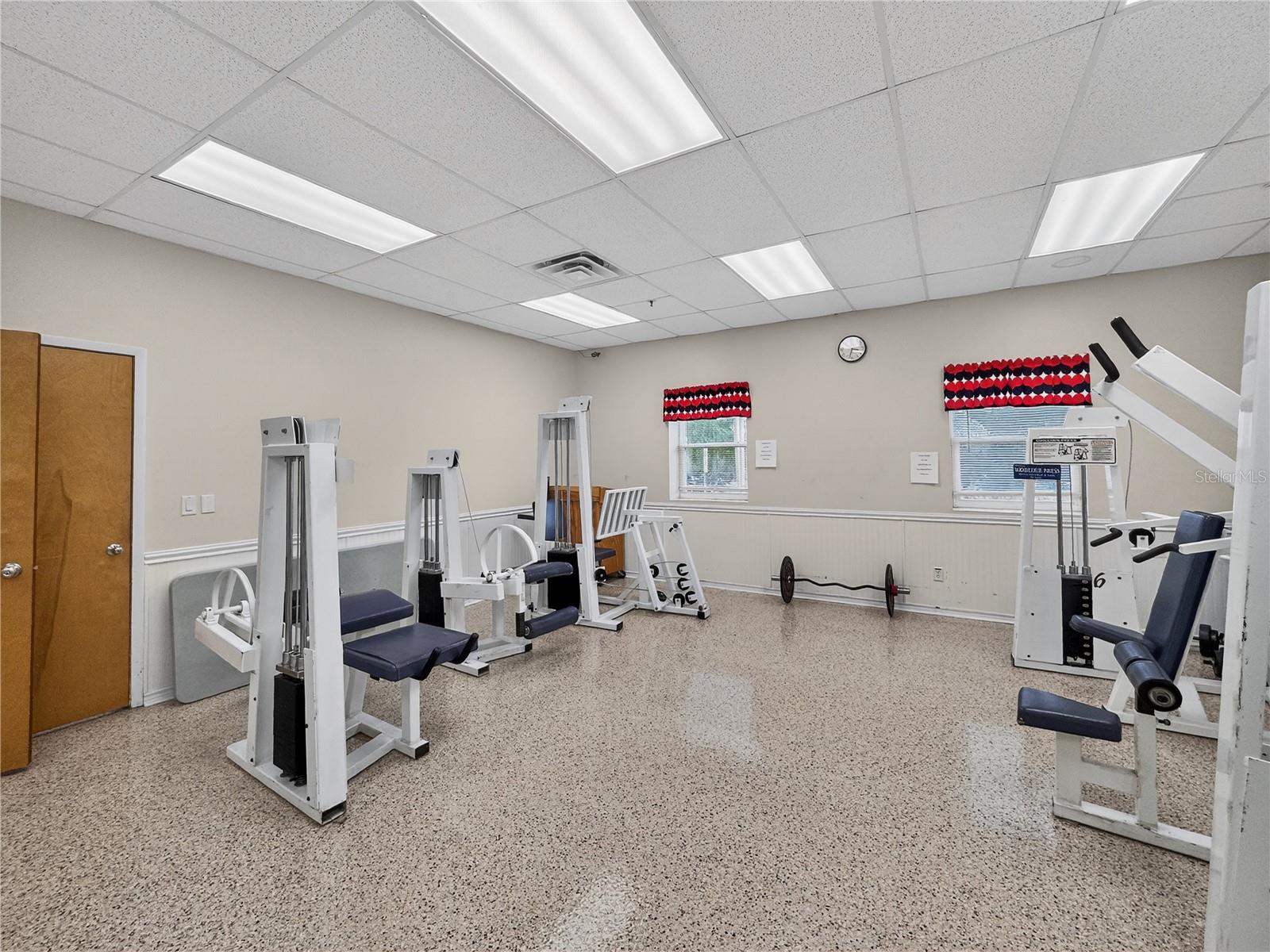 9925 SCEPTER AVE, BROOKSVILLE, FL, 34613