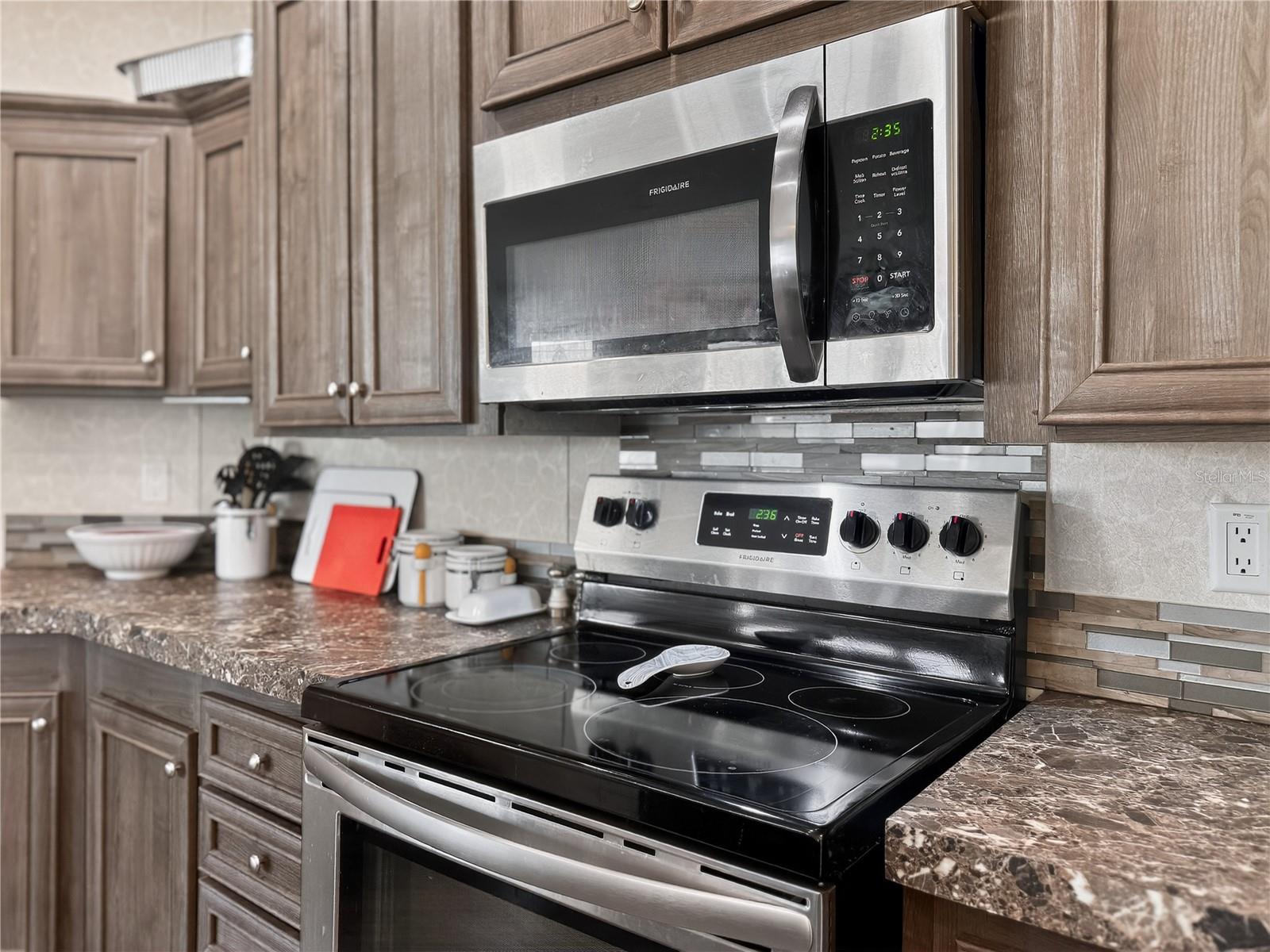 9925 SCEPTER AVE, BROOKSVILLE, FL, 34613