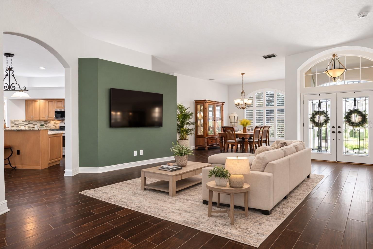 10555 SHADY OAK LN, SEMINOLE, FL, 33777