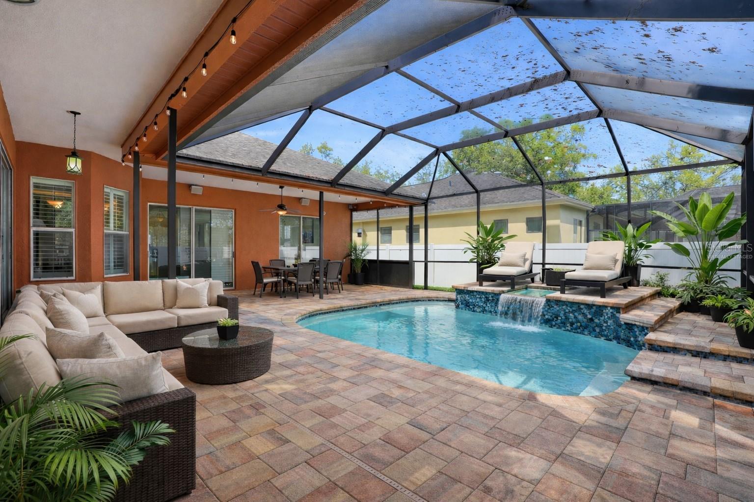 10555 SHADY OAK LN, SEMINOLE, FL, 33777