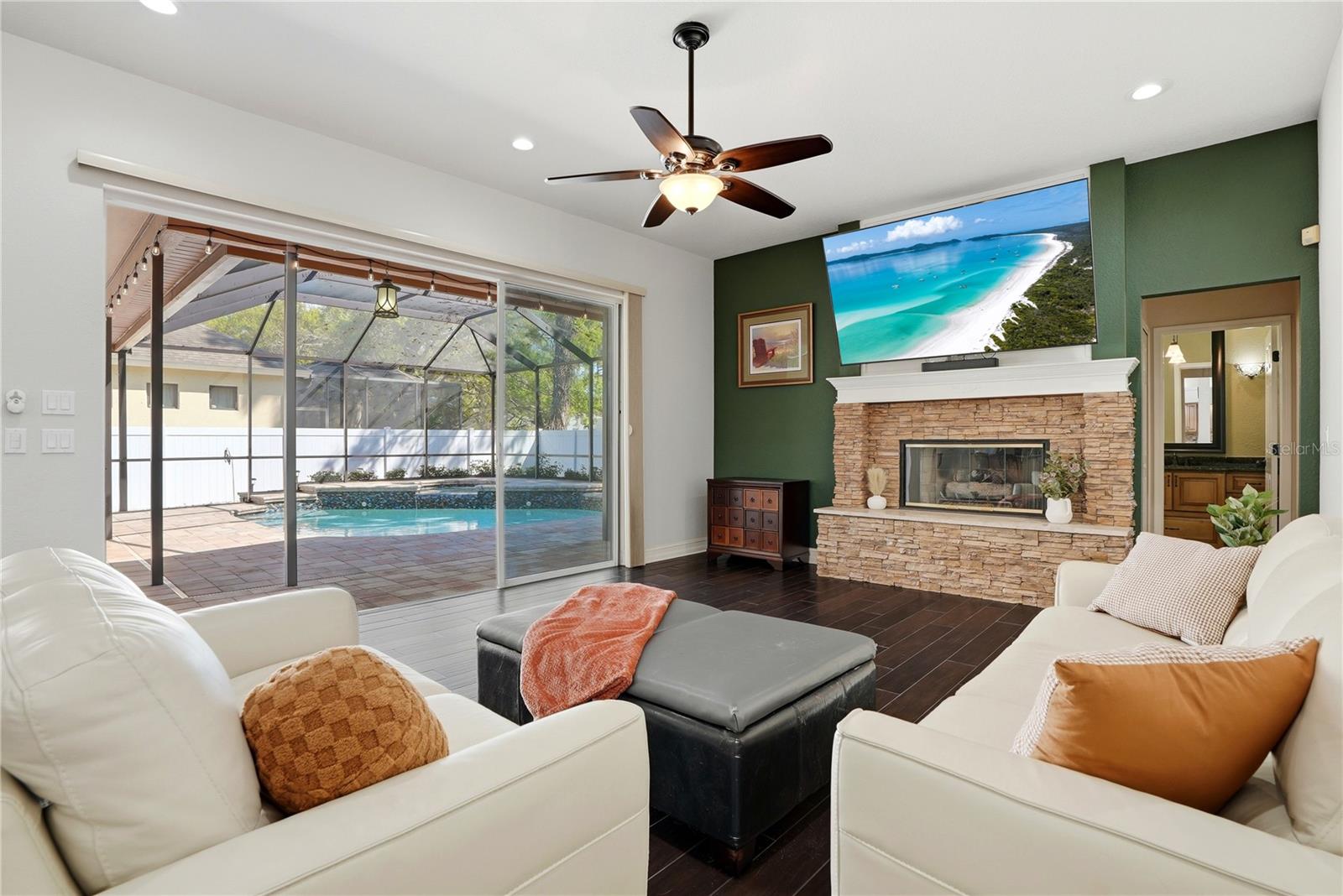 10555 SHADY OAK LN, SEMINOLE, FL, 33777