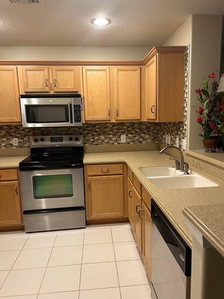 8807 WHITE SAGE LOOP, LAKEWOOD RANCH, FL, 34202