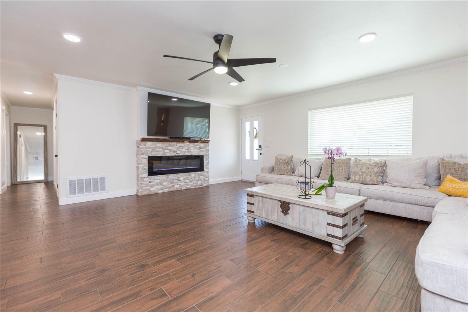 7251 OLD PASCO RD, WESLEY CHAPEL, FL, 33544