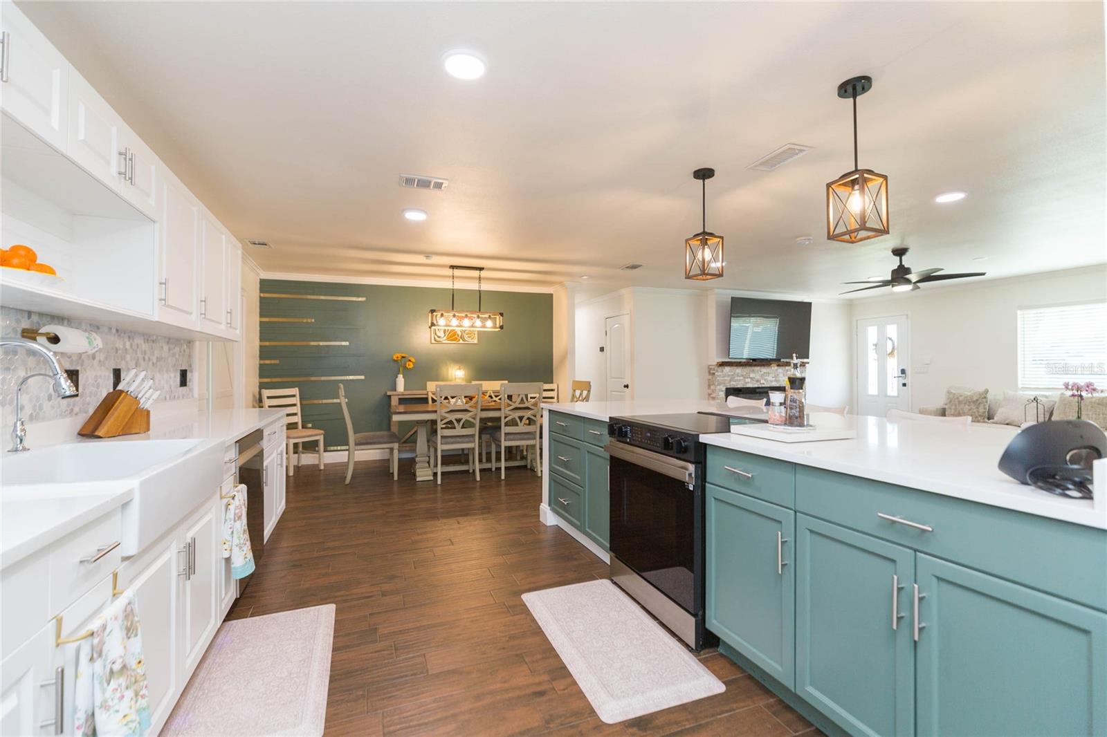 7251 OLD PASCO RD, WESLEY CHAPEL, FL, 33544