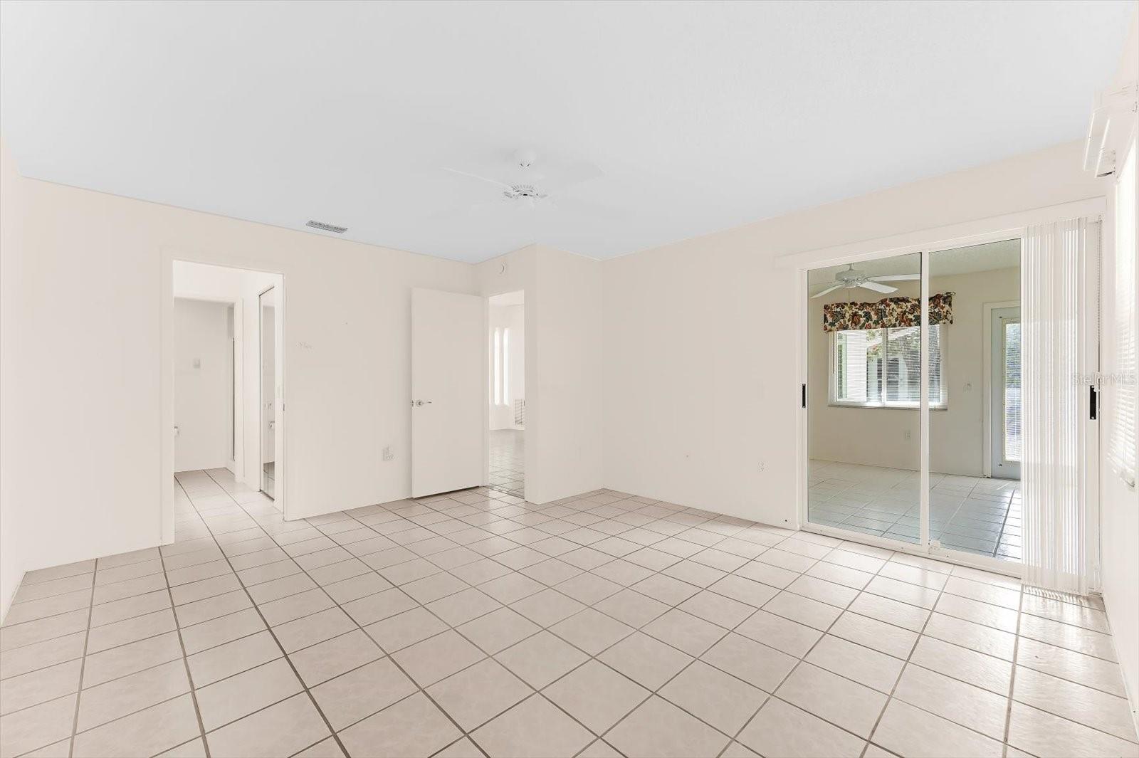 5608 GARDEN LAKES DR, BRADENTON, FL, 34203