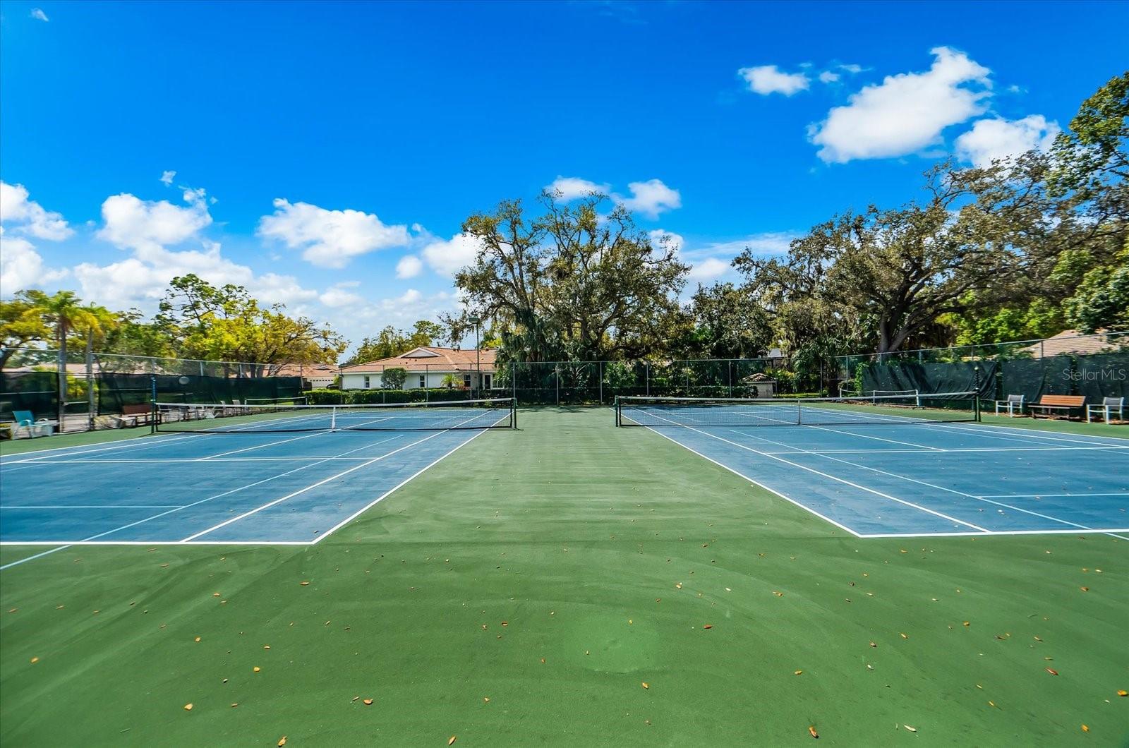 5608 GARDEN LAKES DR, BRADENTON, FL, 34203