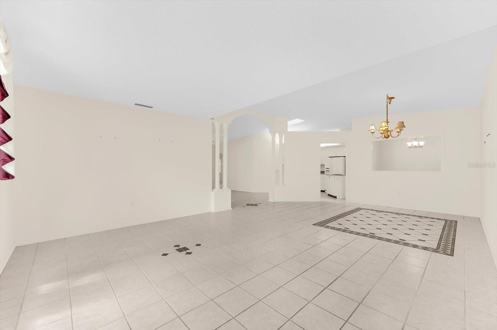 5608 GARDEN LAKES DR, BRADENTON, FL, 34203