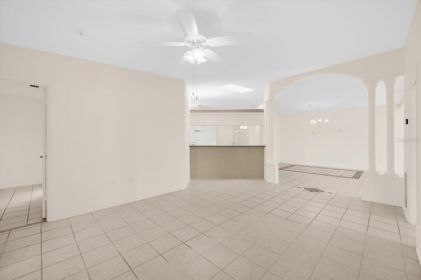 5608 GARDEN LAKES DR, BRADENTON, FL, 34203