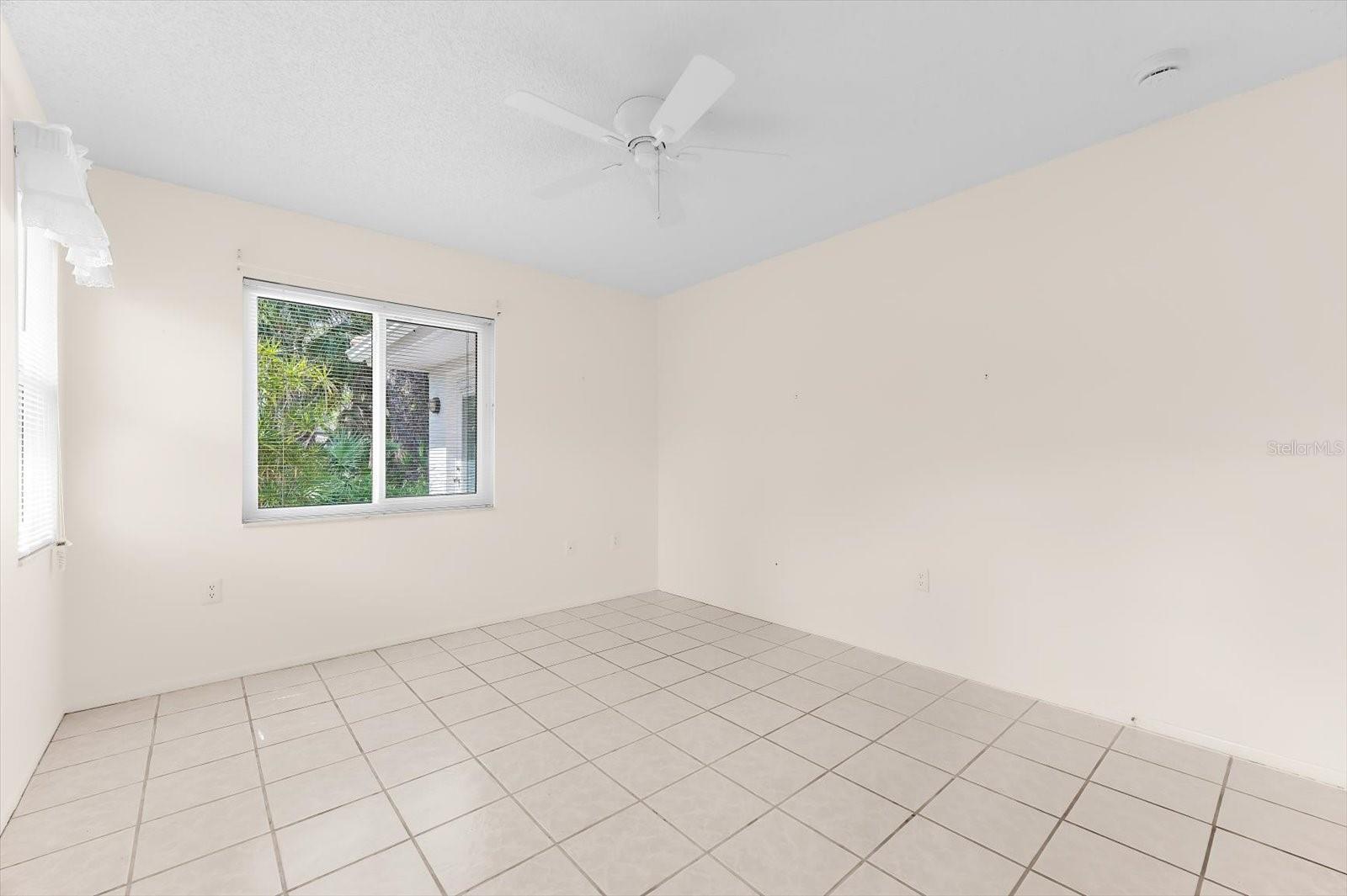 5608 GARDEN LAKES DR, BRADENTON, FL, 34203